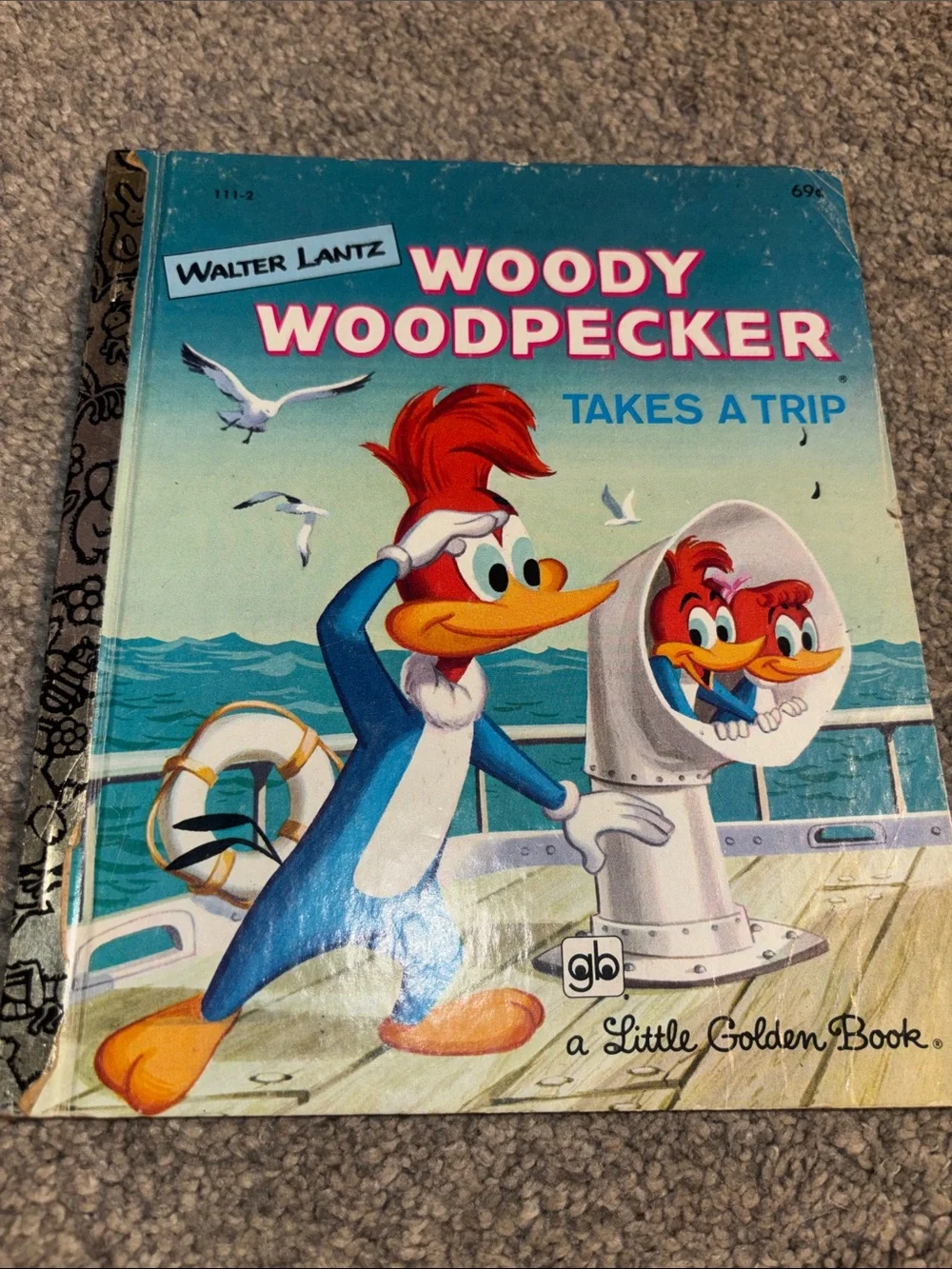 Woody Woodpecker Takes a Trip, Home for a bunny & Donald Duck & witch next door
